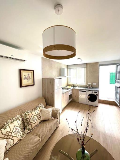 Apartamento Nuevo Y Centrico フリヒリアナ エクステリア 写真